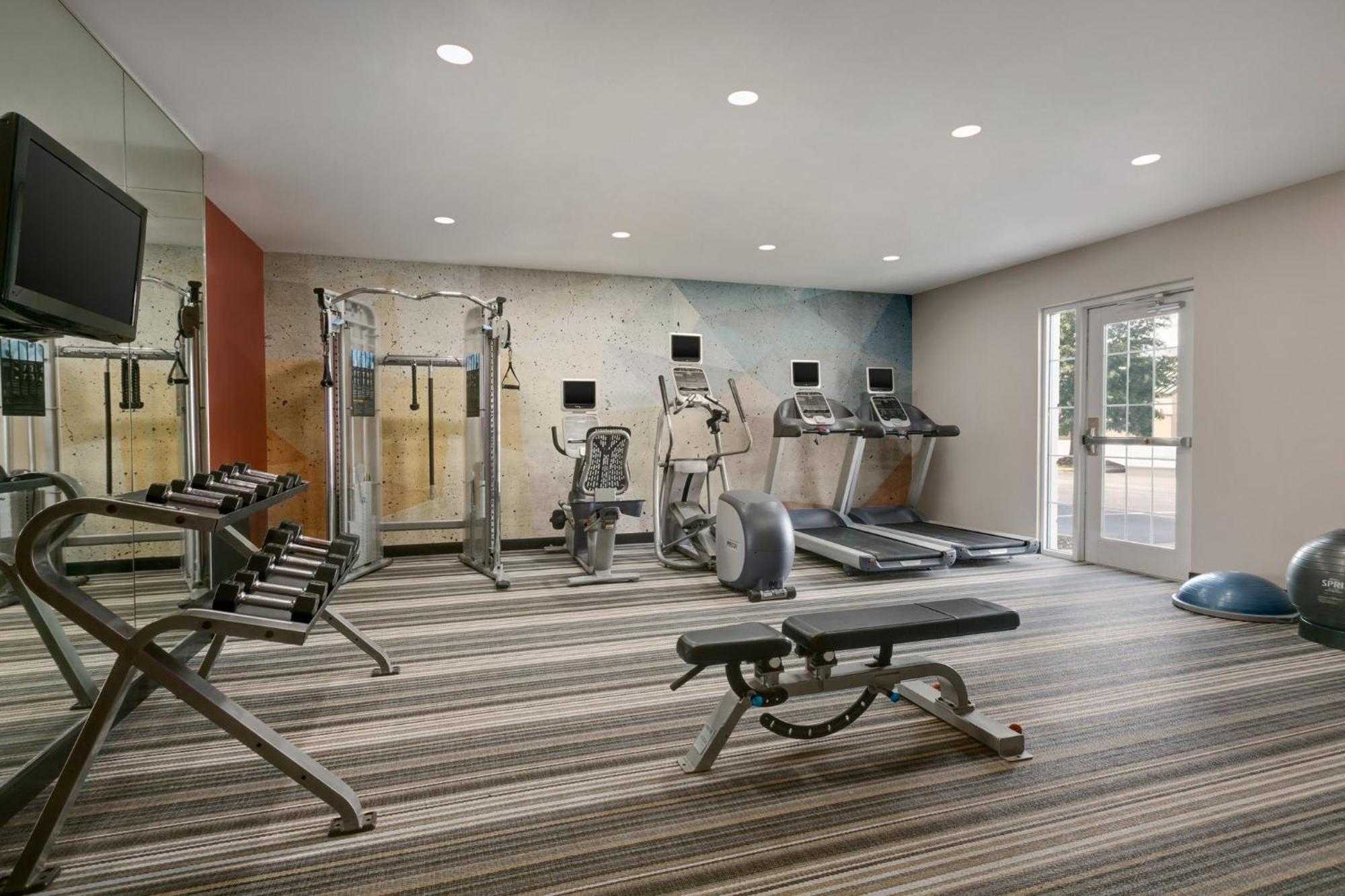Candlewood Suites Columbus North, An Ihg Hotel Extérieur photo