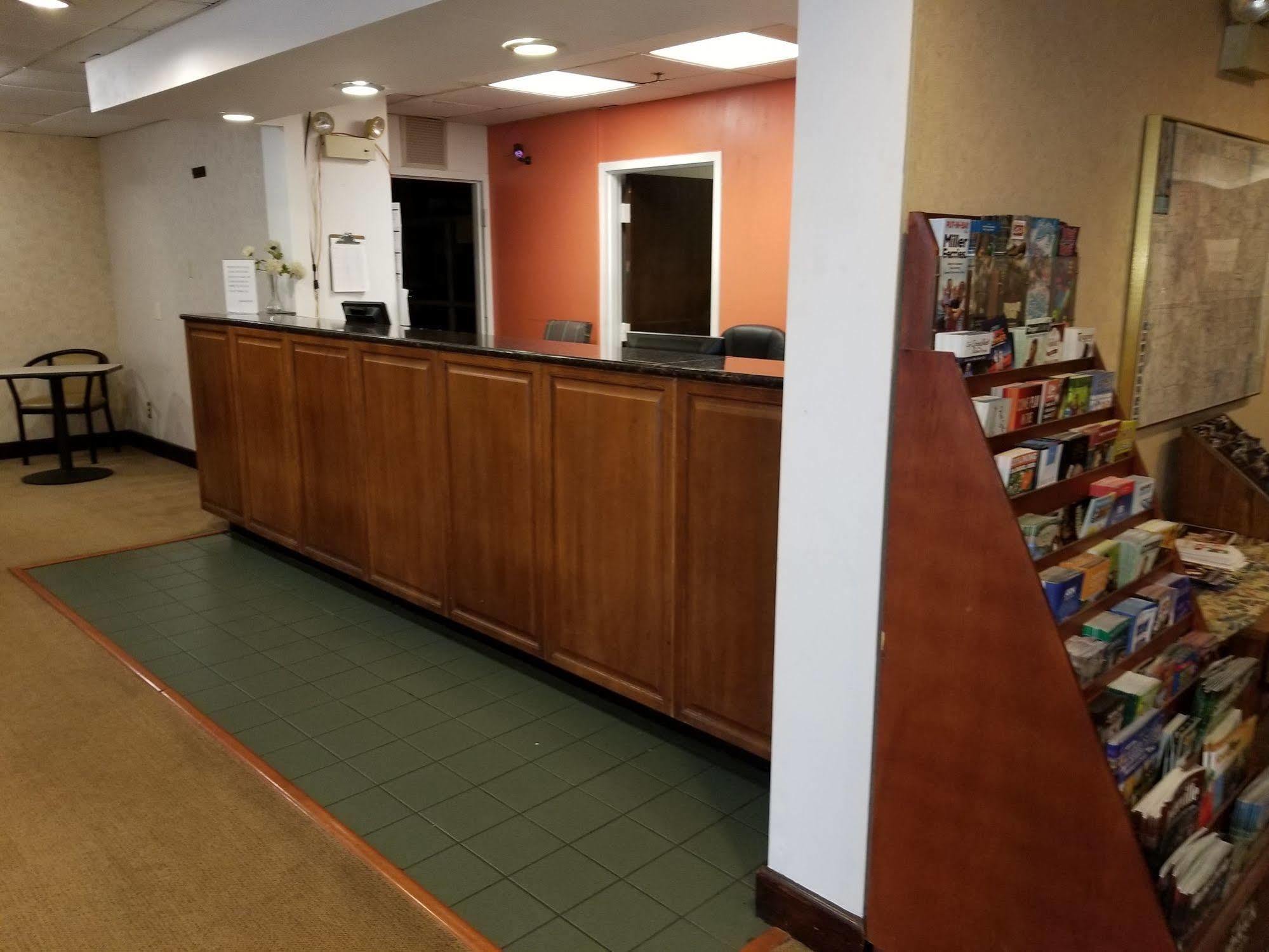 Candlewood Suites Columbus North, An Ihg Hotel Extérieur photo